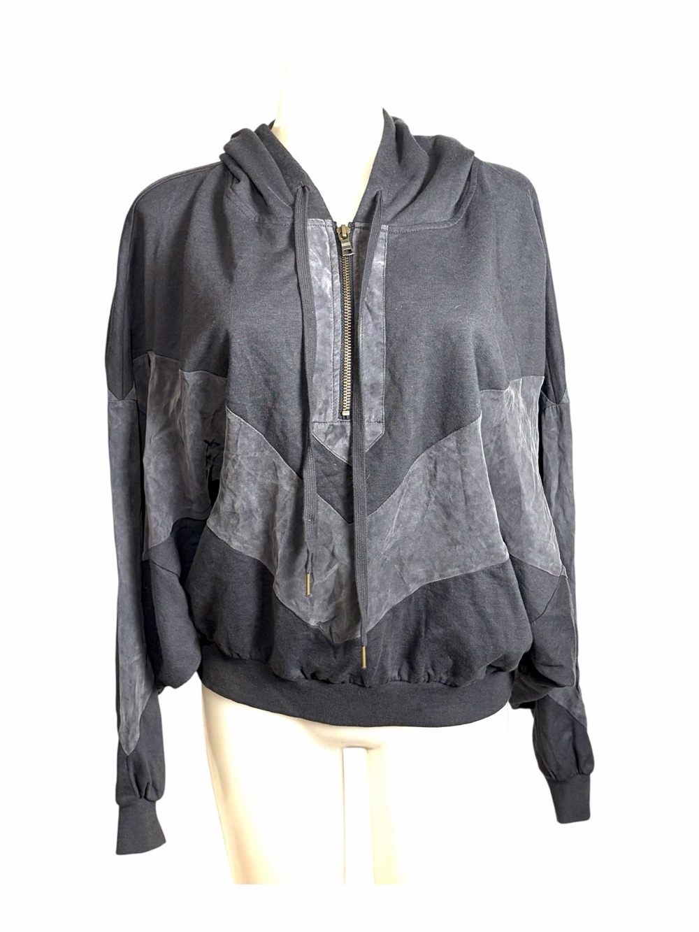 Victoria Secret Pink Womens Size M Full Zip Hooded Jacket Chevron Gray SUN FADE
